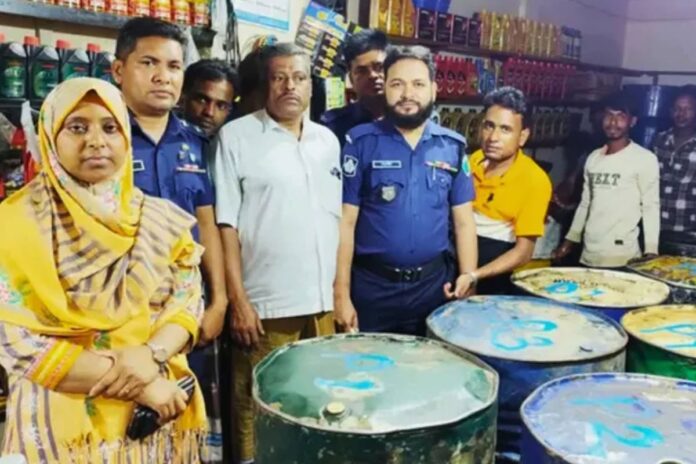 1775812328-3f1ddfa3820dacc8477a953ec5eb4ac4 পেট্রলে রঙ মিশিয়ে নকল অকটেন, ২ হাজার লিটার জ্বালানি উদ্ধার