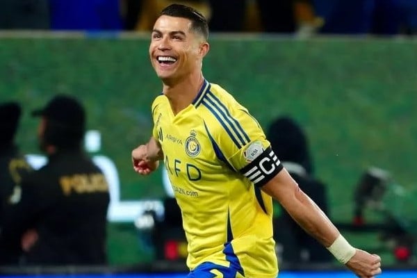 1775831126-8df7b73a7820f4aef47864f2a6c5fccf সৌদি লিগে বিতর্ক, রোনালদোর হাতেই শিরোপা তুলতে চায় রেফারিরা