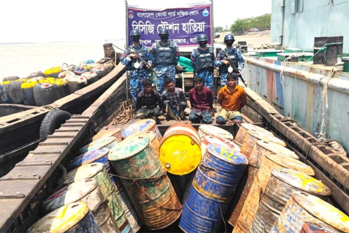 1775907830-89d42d68d3f518c1c205a9047a523551 নোয়াখালীতে ৮ লাখ টাকার অবৈধ জ্বালানি জব্দ, আটক ৪