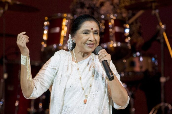 1776004320-cbe1987ff7d8aa72fe04816556a954f2 আশা ভোঁসলের যে রেকর্ড আজও কেউ ভাঙতে পারেননি