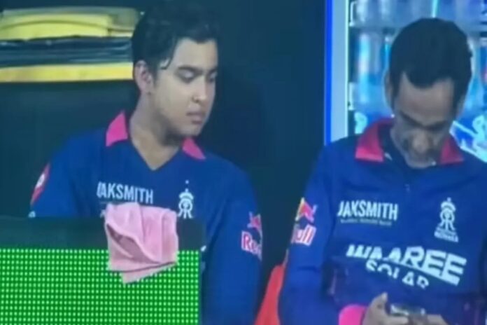 1776006543-a4299d137ed2d3172241c01449a58d6c ম্যাচ চলাকালে মোবাইল ব্যবহার, শাস্তির মুখে রাজস্থান ম্যানেজার