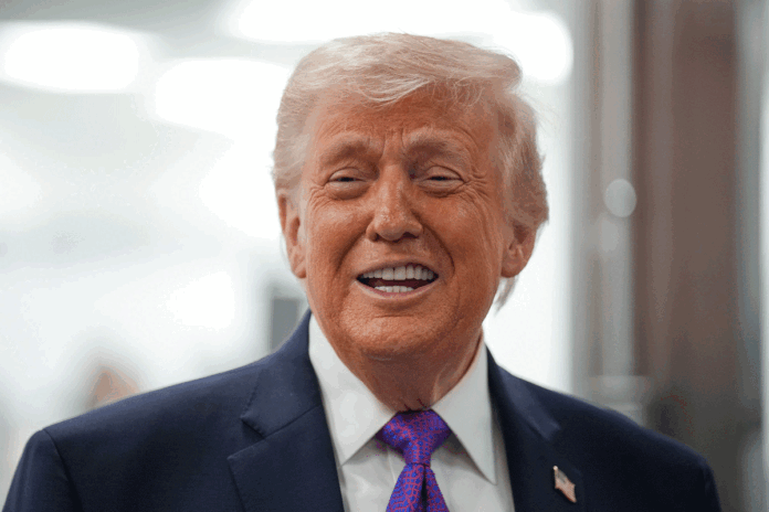 1776007440-0ed54260213d71c024f0140fc341b79b চীনের ওপর ৫০ শতাংশ শুল্ক আরোপের হুমকি ট্রাম্পের