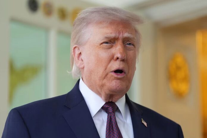 ইরান থেকে ফোন এসেছে, চুক্তি করতে ‘মরিয়া’ তেহরান: দাবি ট্রাম্পের