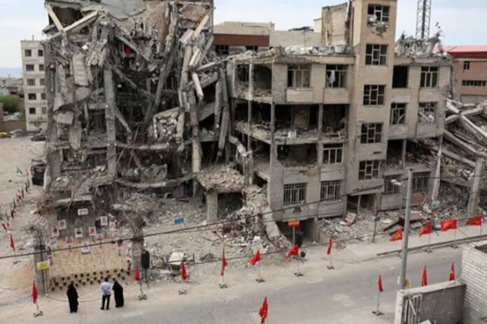 মার্কিন-ইসরায়েলি হামলায় ইরানের ক্ষতি ২৭০ বিলিয়ন ডলার