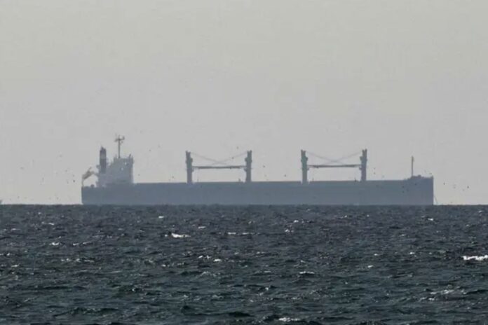 মার্কিন অবরোধের পর হরমুজ প্রণালি দিয়ে কতটি জাহাজ পার হলো?