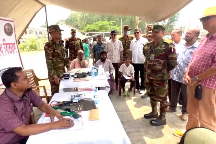 মানিকছড়িতে সেনাবাহিনীর উদ্যোগে বিনামূল্যে চিকিৎসাসেবা