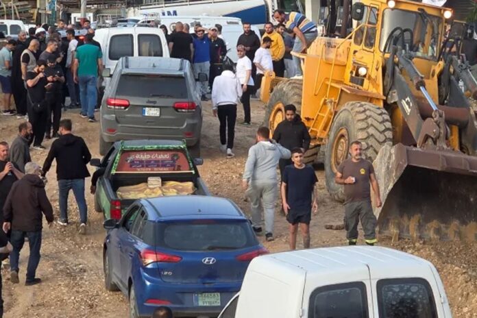 যুদ্ধবিরতির পর সরকারি ঘোষণা উপেক্ষা করে ঘরে ফিরছে লেবাননের বাস্তুচ্যুতরা