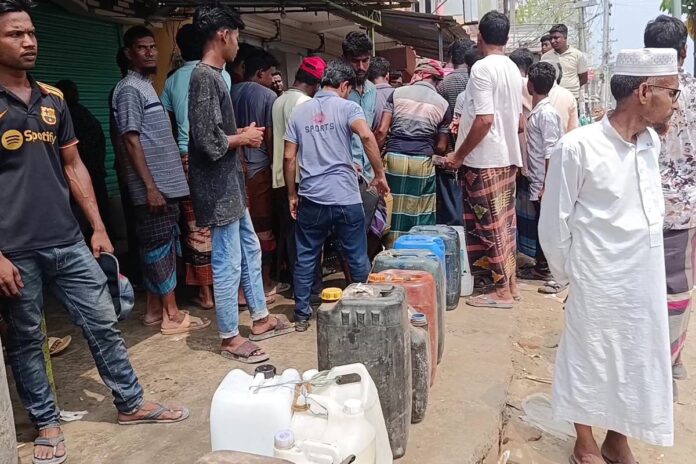 মেহেরপুরে ডিলার পর্যায়ে ডিজেল বিক্রিতে চাষিদের মাঝে স্বস্তি