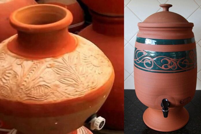 গরমে স্বস্তি দেবে মাটির কলসির পানি