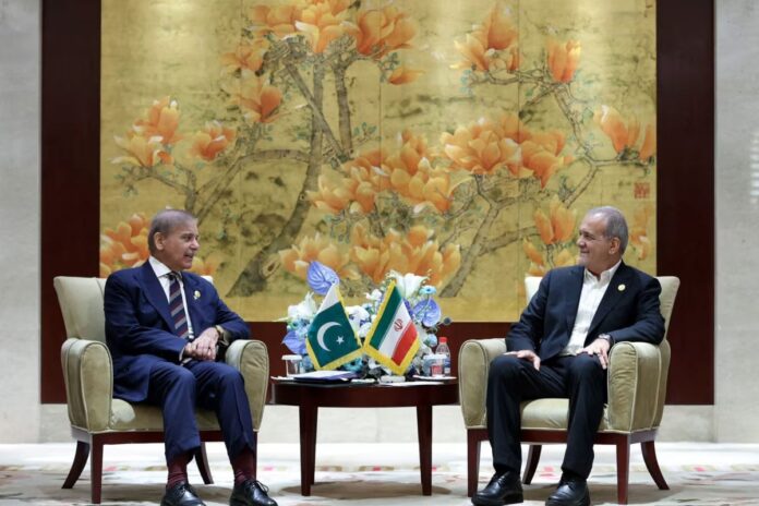 ইরানের প্রেসিডেন্টের সঙ্গে টেলিফোনে যে আলাপ করলেন পাকিস্তানের প্রধানমন্ত্রী