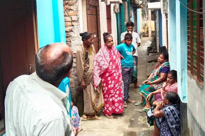 দিনাজপুরে বাসায় আগুন, ঘরে মিলল স্বামী-স্ত্রীর মরদেহ