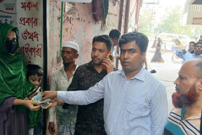 চাঁদপুরে তিন প্রতিষ্ঠানকে জরিমানা