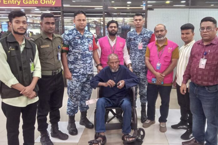 1776843794-61c2ace535084d87b002a1f1d1200798 ২৭ বছর পর দেশে ফিরলেন ‘হারিয়ে যাওয়া’ আমির