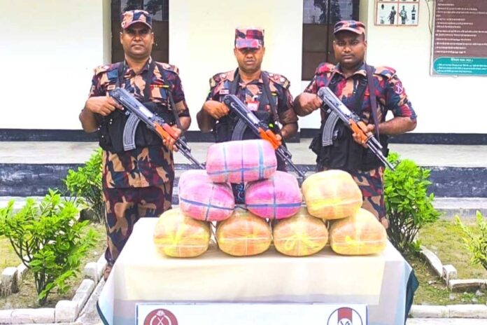 সীমান্তে বিজিবির অভিযানে মাদক ও চোরাচালান পণ্য জব্দ