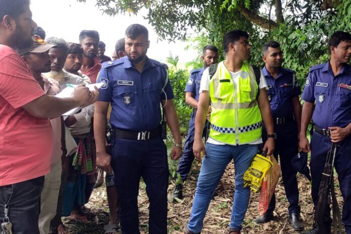 মাগুরায় গাছে ঝুলন্ত যুবকের মরদেহ উদ্ধার