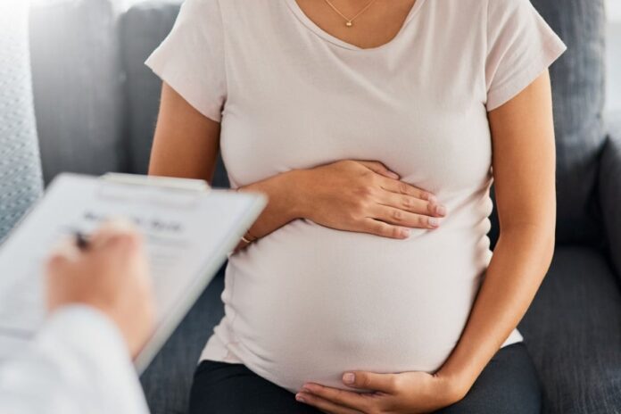 যুক্তরাজ্যে বাড়ছে মাতৃমৃত্যুর হার, স্বাস্থ্য সেবায় আসছে পরবির্তন