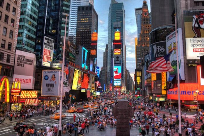 পৃথিবীর সম্পদ কুক্ষিগত করছেন মাত্র ৬০ হাজার মানুষ, বাকিরা কোথায়