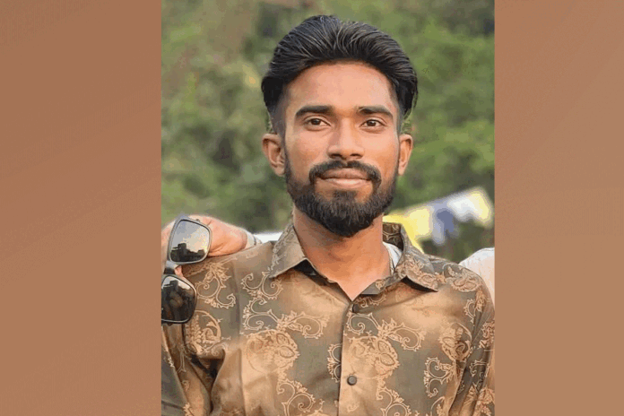 বগুড়ায় প্রকাশ্যে ব্যবসায়ীকে কুপিয়ে হত্যা