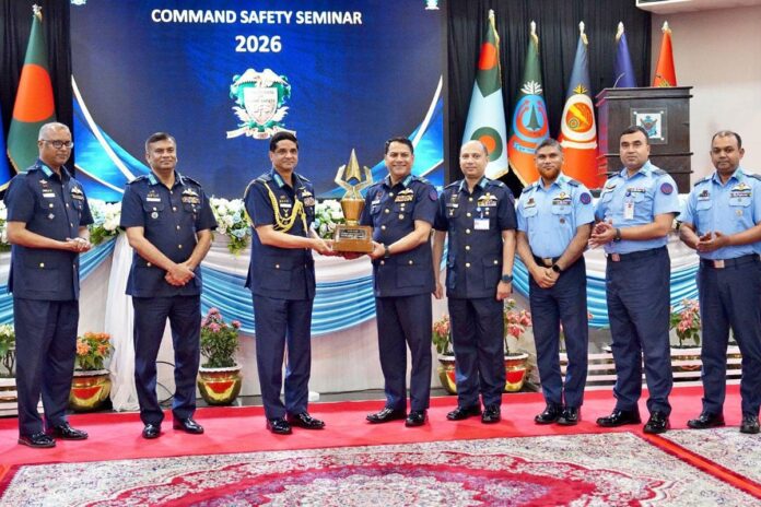 বিমান বাহিনীর কমান্ড সেফটি সেমিনার অনুষ্ঠিত