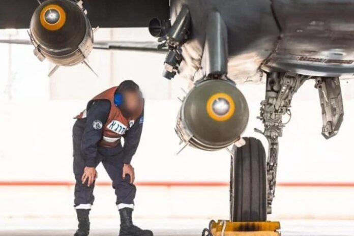 ইরানের পক্ষে গুপ্তচরবৃত্তির অভিযোগে দুই ইসরায়েলির সেনার বিরুদ্ধে অভিযোগপত্র