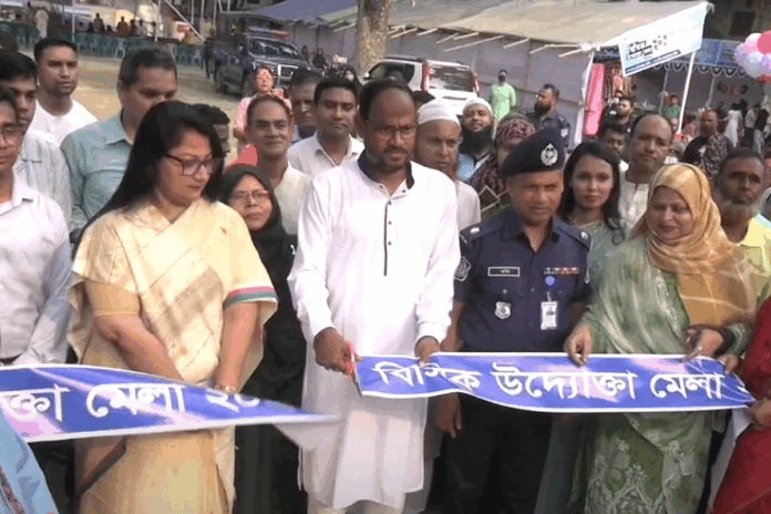 1777049529-b1aabeebc4617f167b8fc64664fb7e95 টাঙ্গাইলে বিসিক উদ্যোক্তা মেলা উদ্বোধন করলেন প্রতিমন্ত্রী টুকু