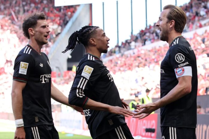 ৩ গোলে পিছিয়ে পড়েও বায়ার্নের দুর্দান্ত জয়