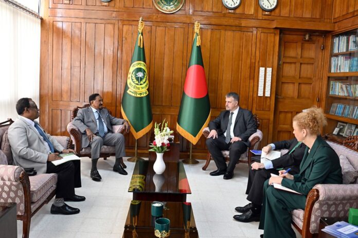 স্পিকারের সঙ্গে ইউরোপীয় ইউনিয়নের প্রধান নির্বাচন পর্যবেক্ষকের সৌজন্য সাক্ষাৎ