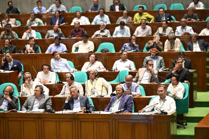 জ্বালানি সংকট নিরসনে সংসদে ১০ সদস্যের বিশেষ কমিটি গঠন