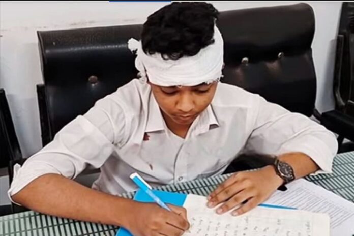 পরীক্ষার হলে ফ্যান খুলে পড়ে শিক্ষার্থী আহত, রক্তাক্ত হয়েও লিখল উত্তরপত্র