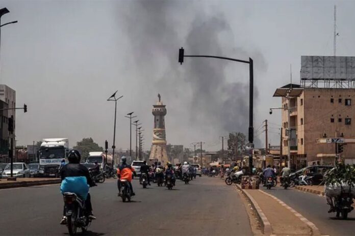 মালিতে থাকা নাগরিকদের দ্রুত দেশ ছাড়ার আহ্বান ফ্রান্সের
