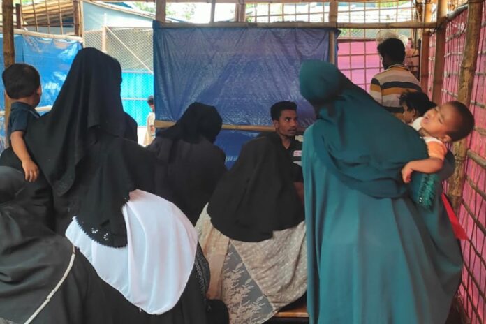 হাম মোকাবিলায় কক্সবাজারে এমএসএফের চিকিৎসা ও টিকাদান কার্যক্রম