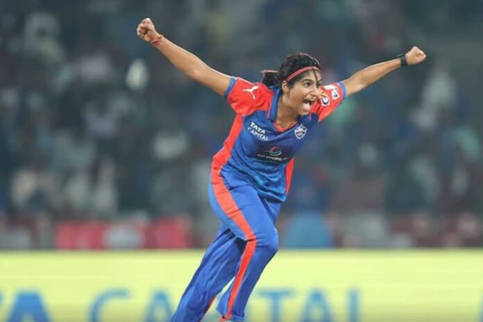 নারী টি-টোয়েন্টি বিশ্বকাপ: ভারতের দলে নতুন মুখ নন্দিনী শর্মা