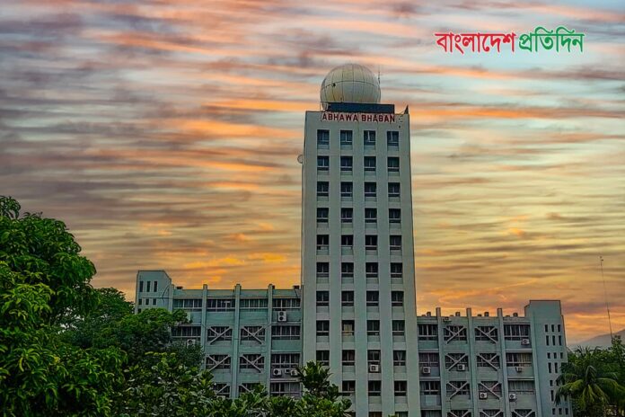 আগামী ২৪ ঘণ্টায় বজ্রসহ বৃষ্টি হতে পারে যেসব অঞ্চলে