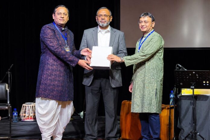 সিডনিতে কমিউনিটি সাংবাদিকতায় সম্মাননা পেলেন নাইম আবদুল্লাহ