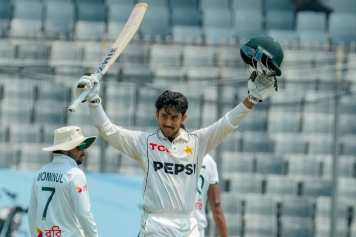 অভিষেক টেস্টেই আজানের সেঞ্চুরি