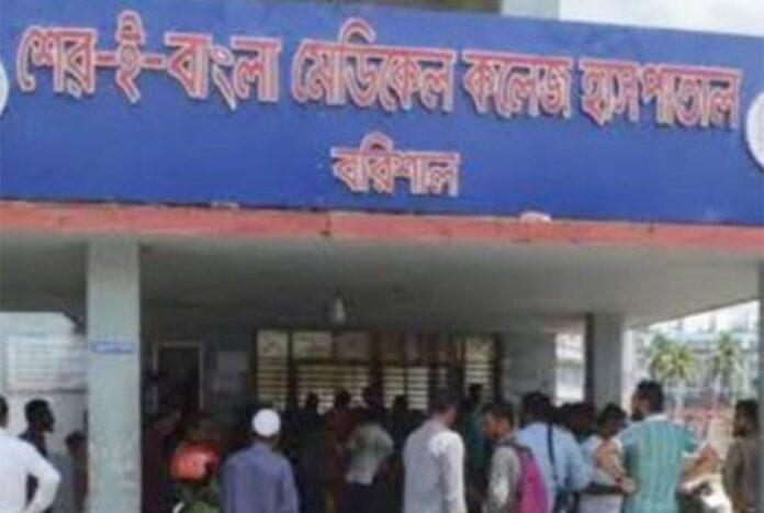 শেবাচিম হাসপাতালে নার্স ও ওয়ার্ড বয়ের ওপর হামলার অভিযোগ