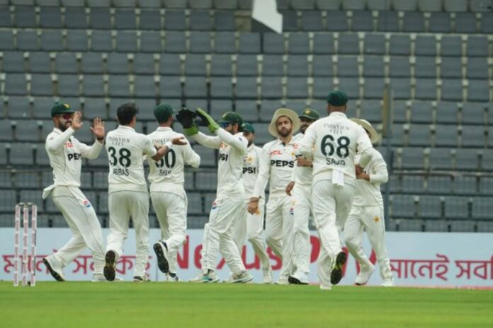 শুরুতেই ৩ উইকেট হারিয়ে চাপে বাংলাদেশ
