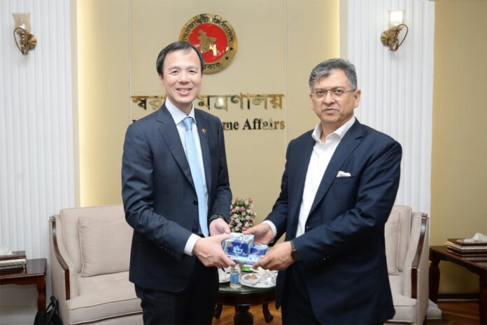 পুলিশ সংস্কার-সাইবার নিরাপত্তায় বাংলাদেশ-সিঙ্গাপুরের যৌথ সহযোগিতার প্রত্যয়