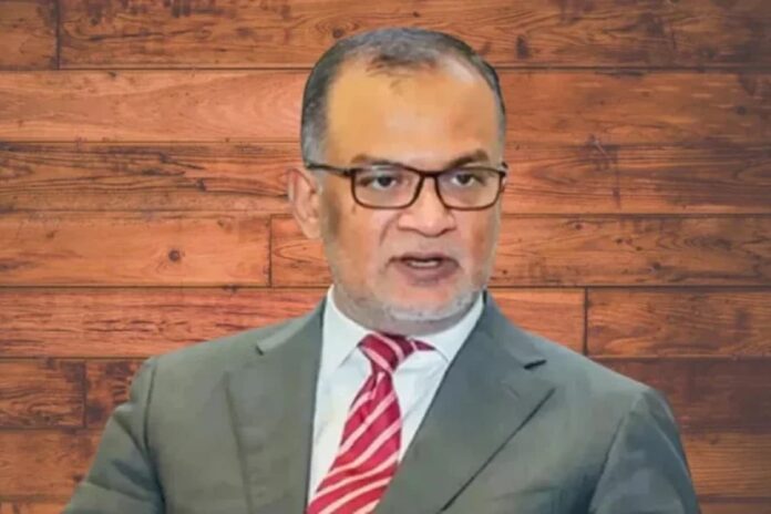 হেলিকপ্টার কোম্পানির মালিক হতে সাবেক বিমান উপদেষ্টার লঙ্কাকাণ্ড!