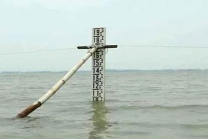 যমুনার পানি বাড়ছে, তলিয়ে যাচ্ছে নিম্নাঞ্চল