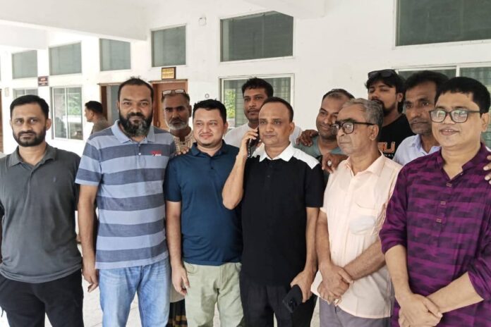 1780515088-c5841f5d66b1b9a5a2bee234ebe74cb9 জয়পুরহাটে আওয়ামী লীগের ১৪ নেতাকর্মী কারাগারে
