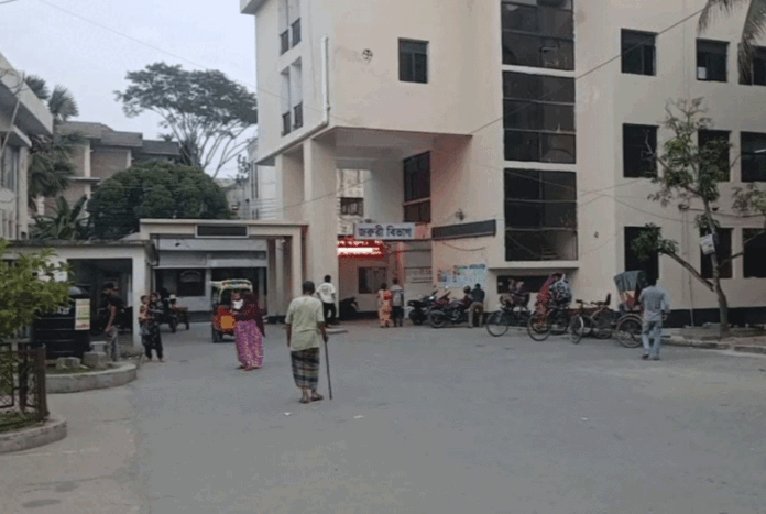 গোপালগঞ্জে ইজিবাইকের চাপায় স্কুলছাত্র নিহত