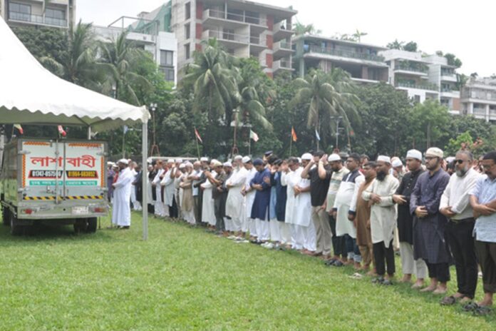 বনানী কবরস্থানে চিরশায়িত কিংবদন্তি ক্রীড়াবিদ আবদুস সাদেক