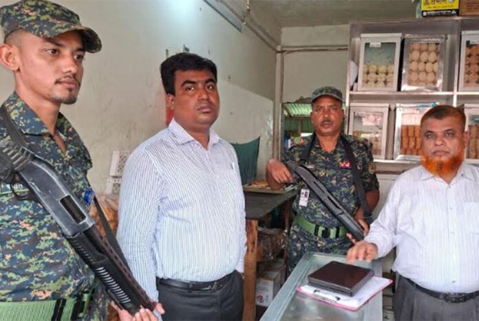 চাঁদপুরে ৪ প্রতিষ্ঠানকে জরিমানা