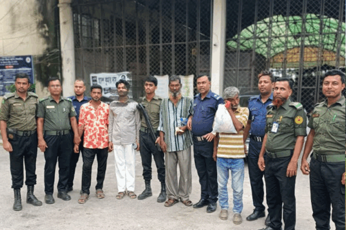 কেরানীগঞ্জে বিআরটিএ অফিসে অভিযান, চার দালালের কারাদণ্ড