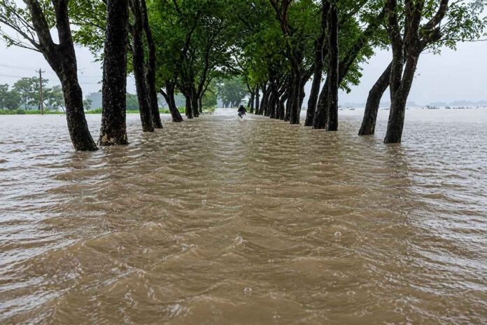 সিলেটসহ উত্তরাঞ্চলের সাত জেলায় স্বল্পমেয়াদি বন্যার আভাস
